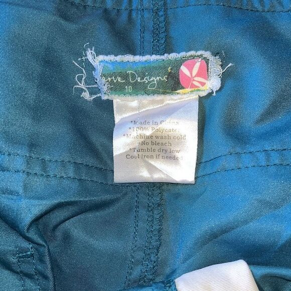 EXCELLENT CONDITION WOMEN’S SIZE 10 CARVE DESIGNS 11” BOARD SHORTS - Picture 5 of 5